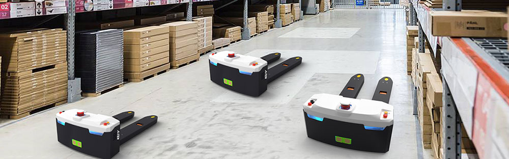 yabo鸭脖AGV机器人为产业发展添把“火”